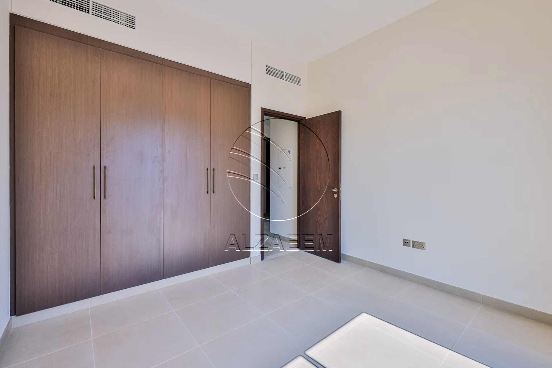 √ CASARES | Single Row Mid | Near the Garden √