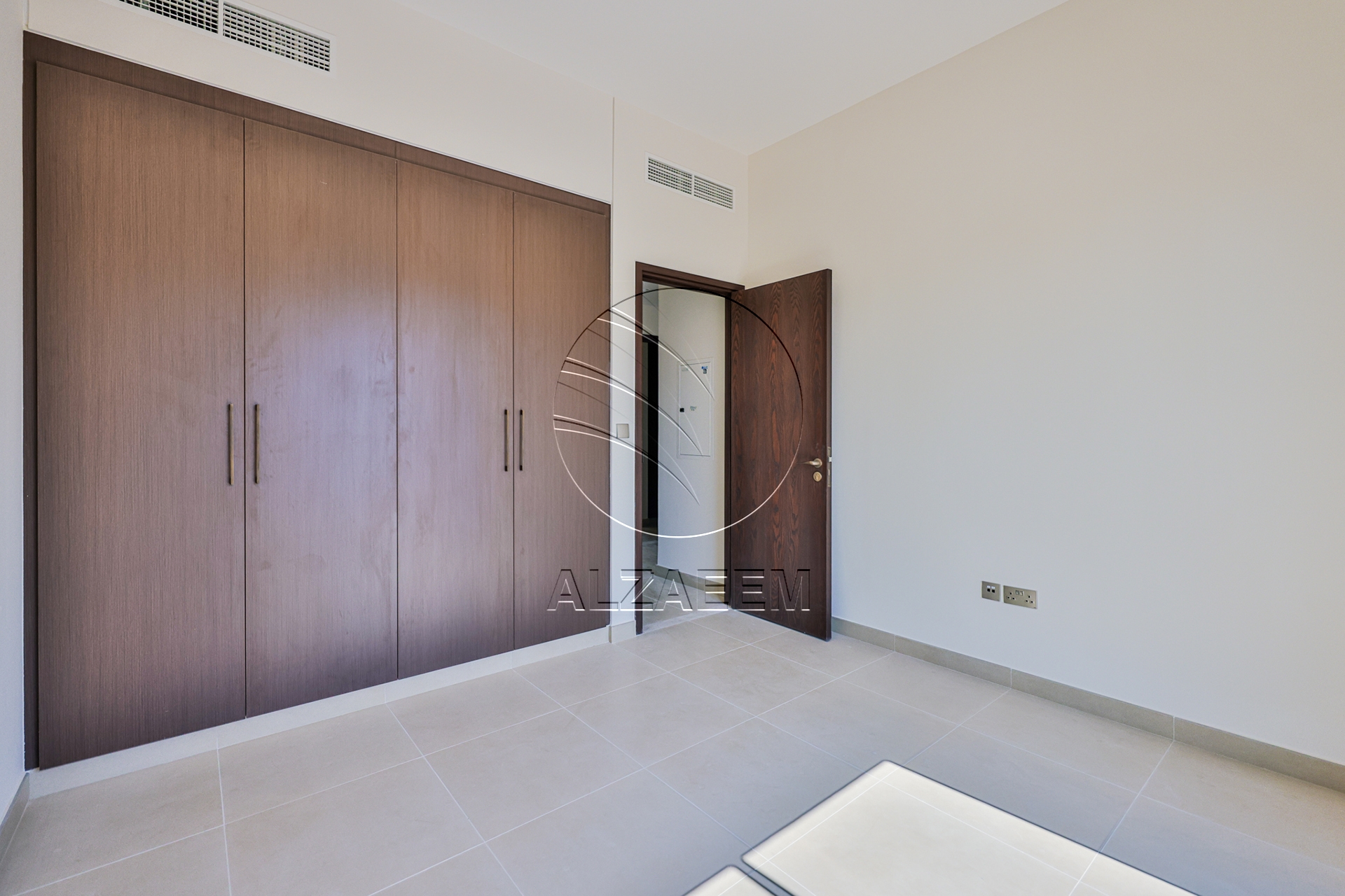 CASARES | Single Row Mid | Near the Garden