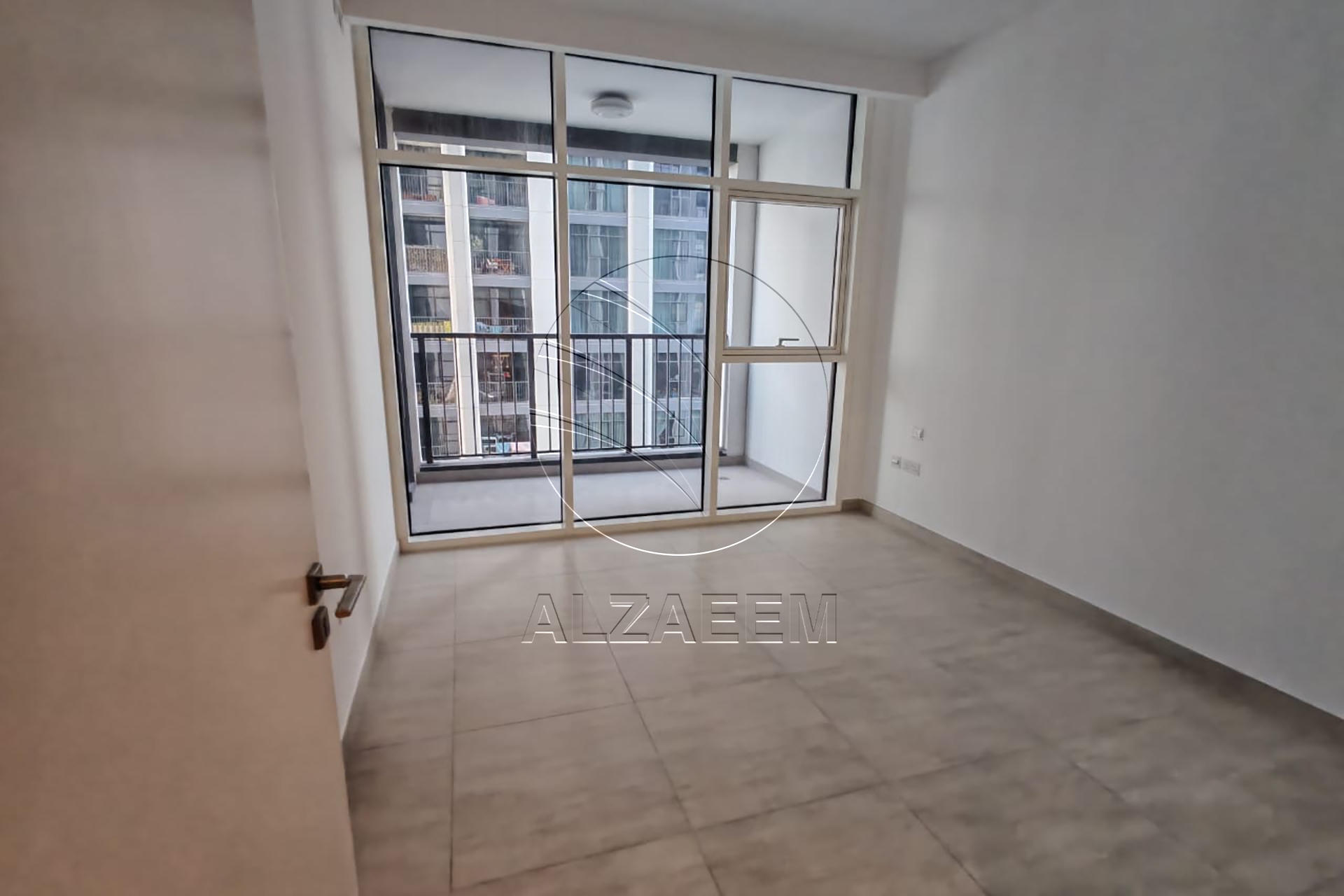 High Floor | Up to 4 Payments | Prime Location