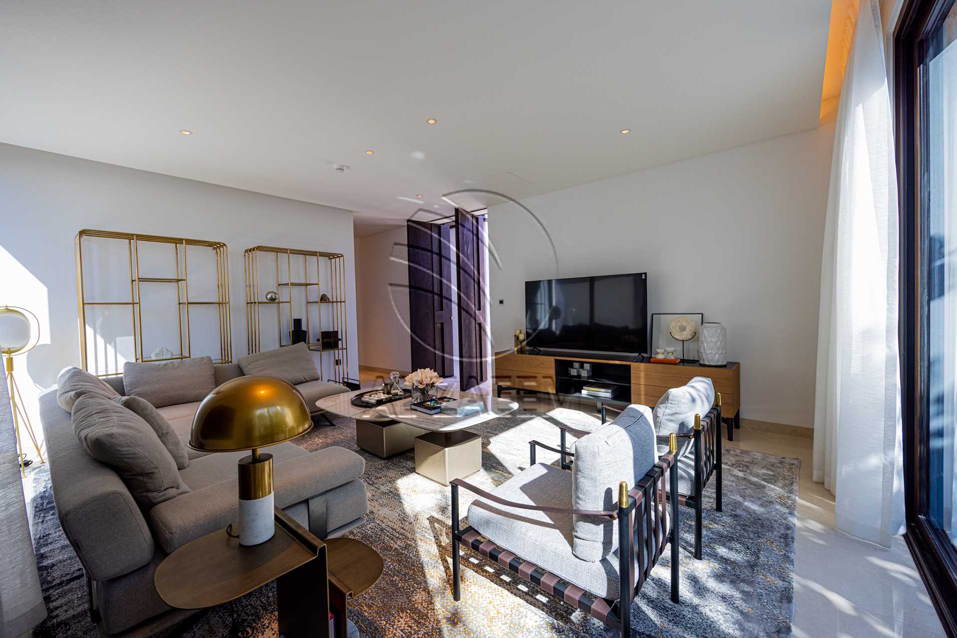 Alsidr | High Ceiling | Single Row Corner