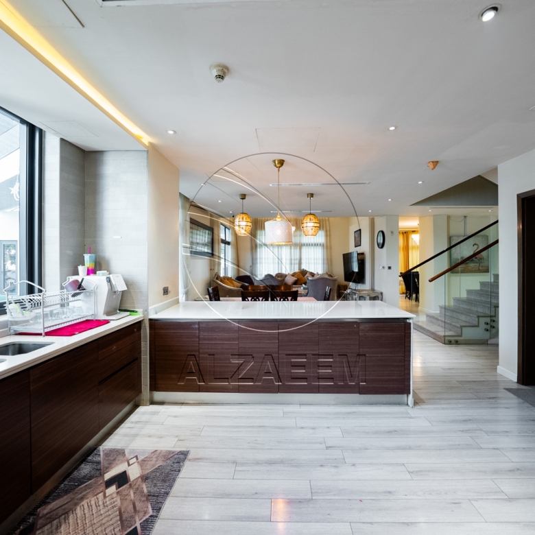 VIP | Upgraded Villa | Corner Single Row | Jacuzzi