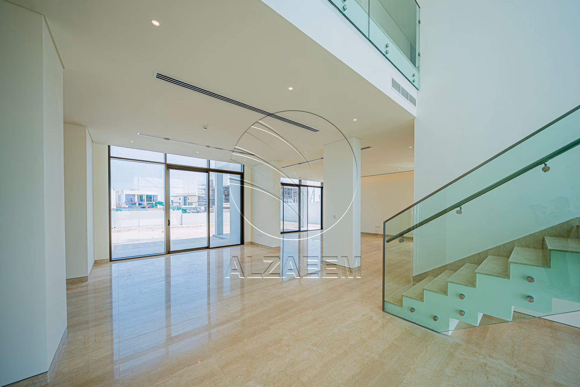 √VACANT Exclusive V-5 SELECT | Partial Sea View√