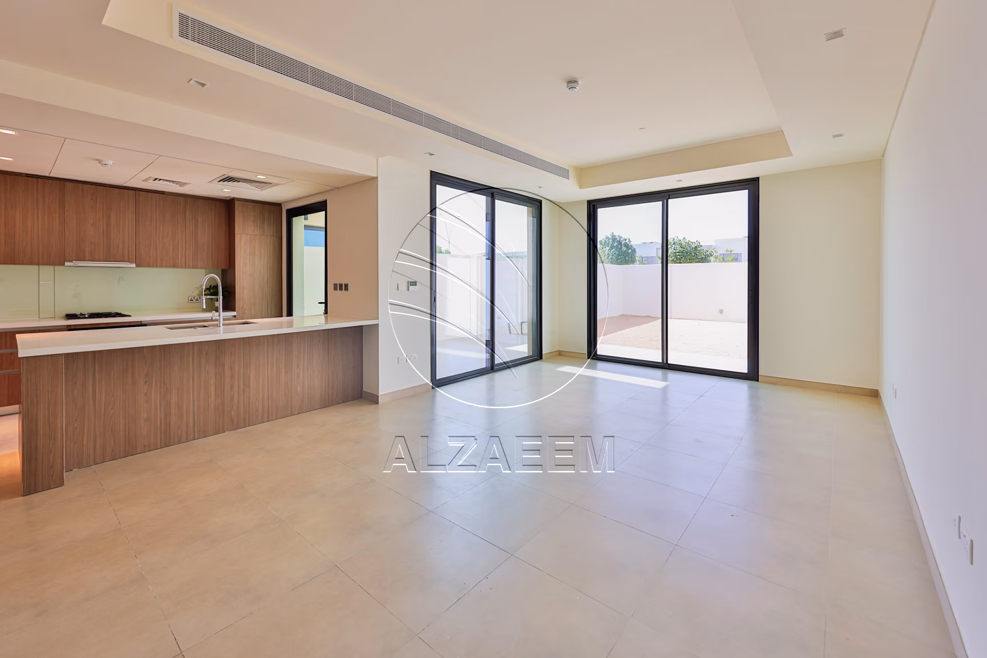 √Corner Single Row! Biggest 2BR Plot in Yas Acres√