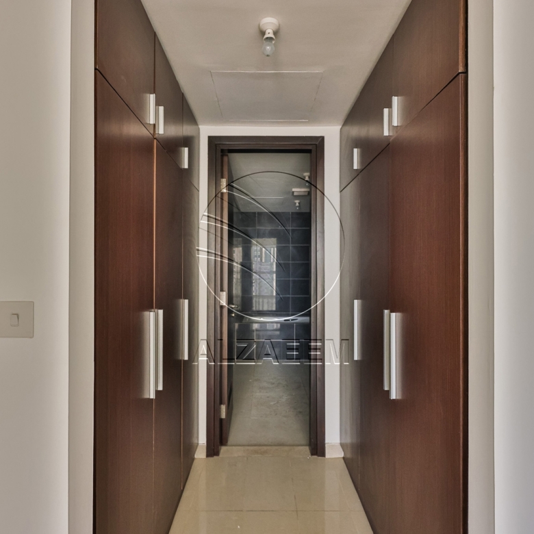 HIGH Level | BIG LAYOUT | Balcony | Open Kitchen