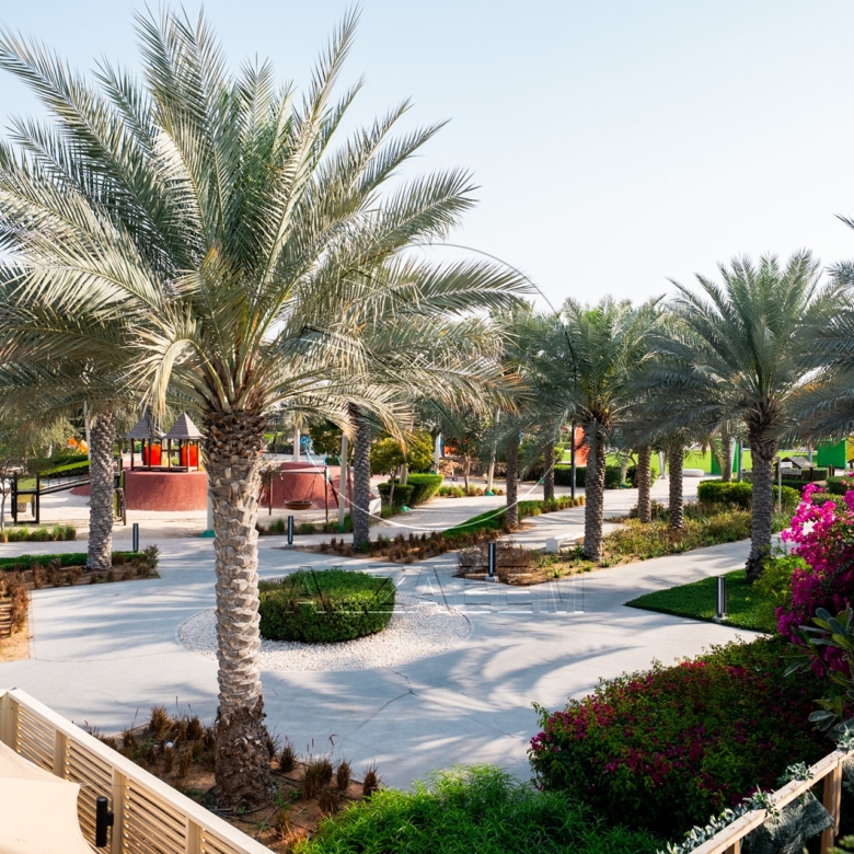 VIP | Upgraded Villa | Corner Single Row | Jacuzzi