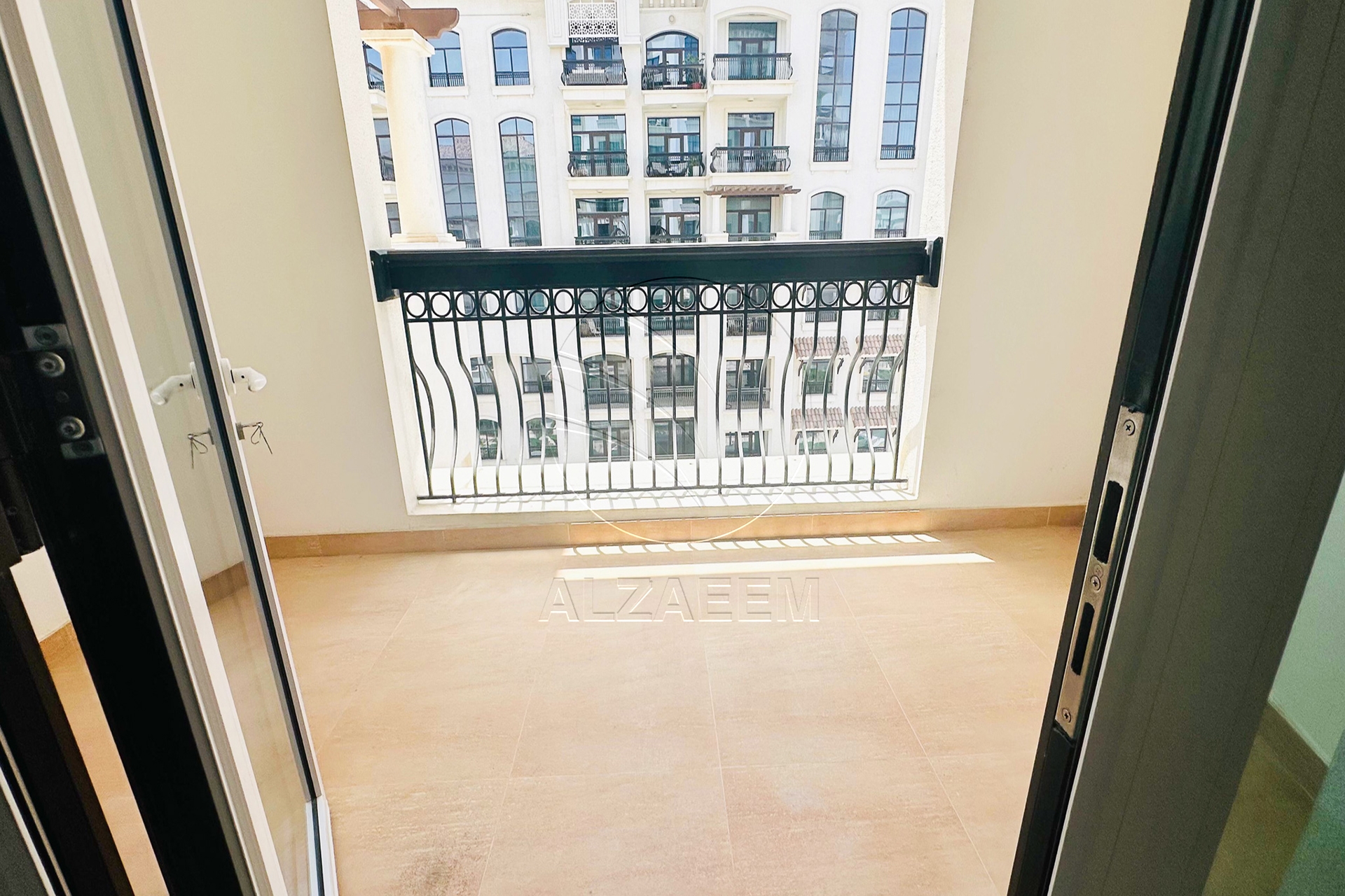 Partial Sea and Golf View | Corner Unit | HOT