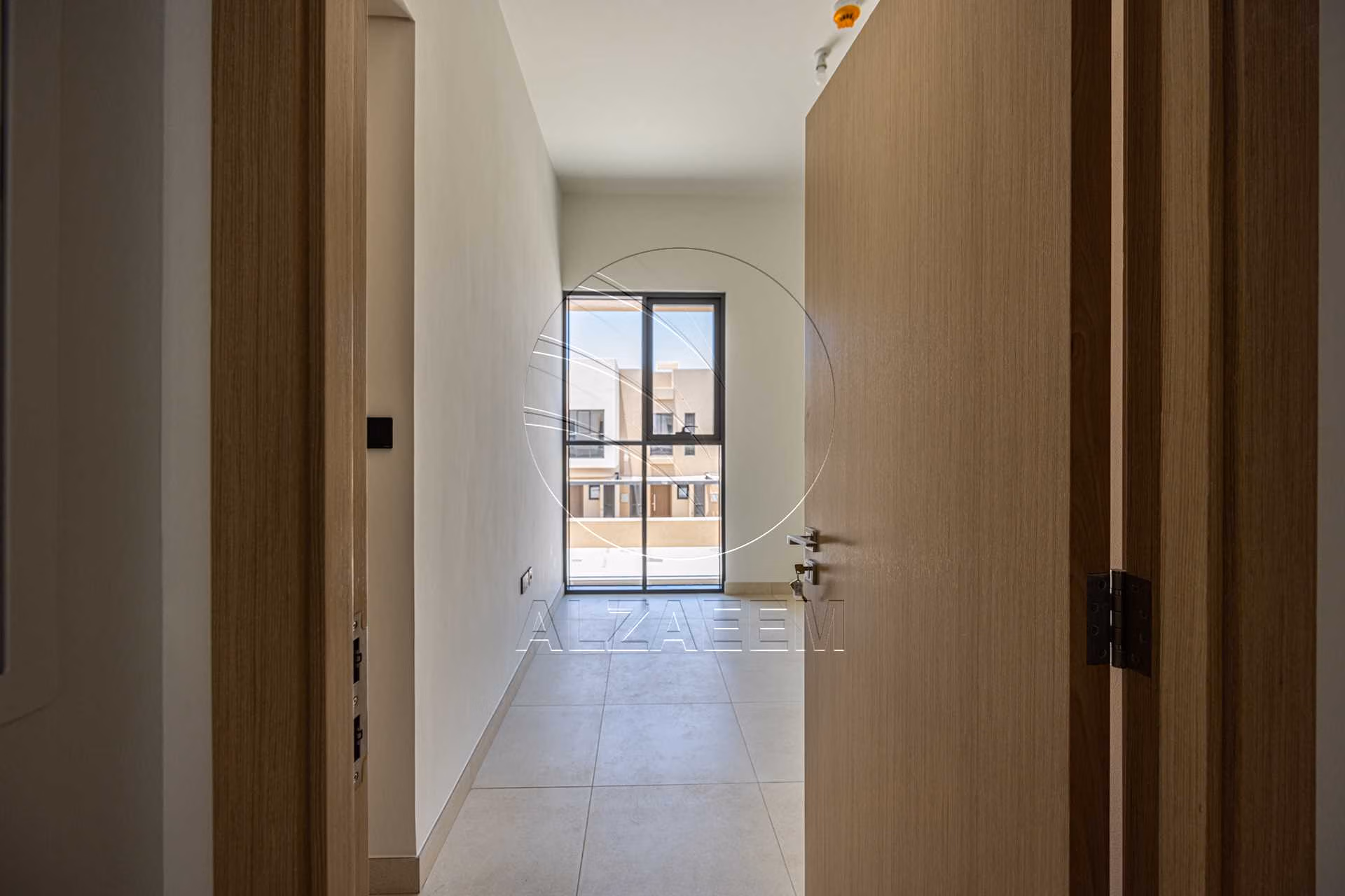 √HOT! Single Row Biggest Layout | Prime Location√