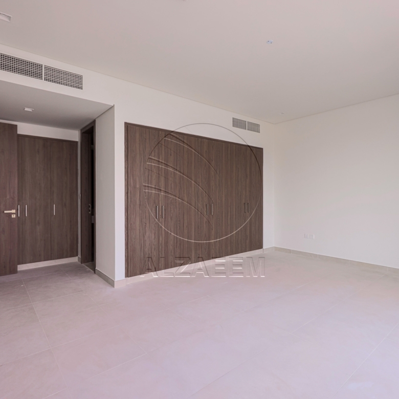 HOT! Corner Villa | Prestigious Gated Community