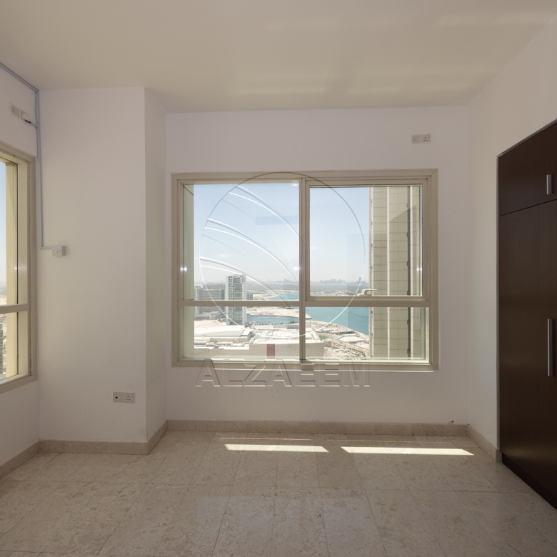Vacant | High Level ! 3BR + Maid | Sea View