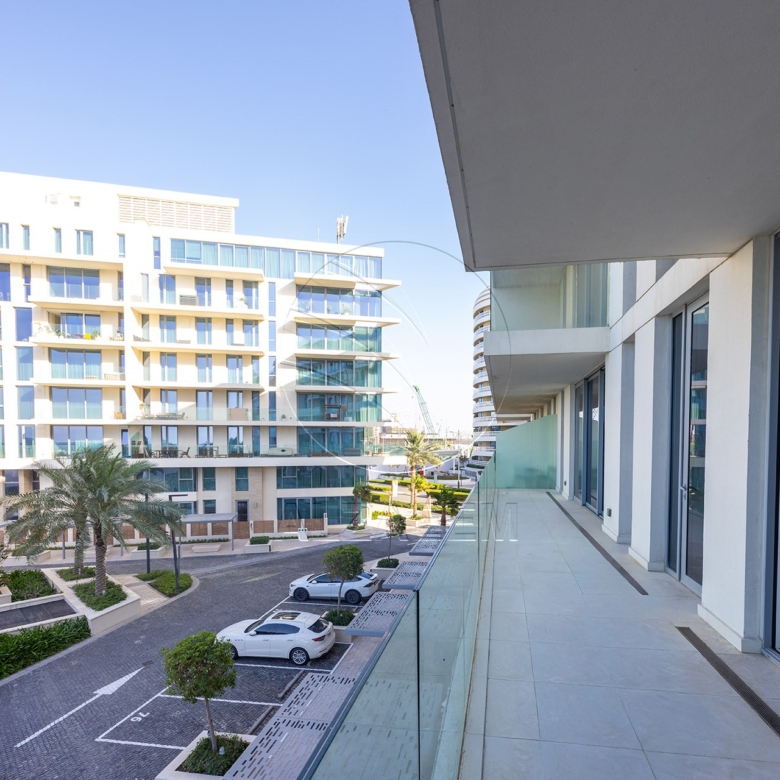 Sea View 2BR+M | VACANT | Luxury Living