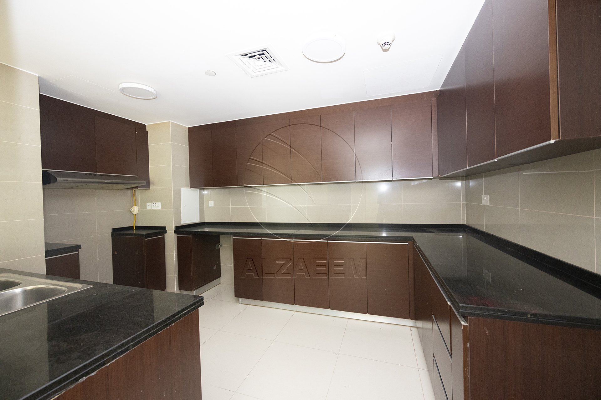 Vacant | High Level ! 3BR + Maid | Sea View