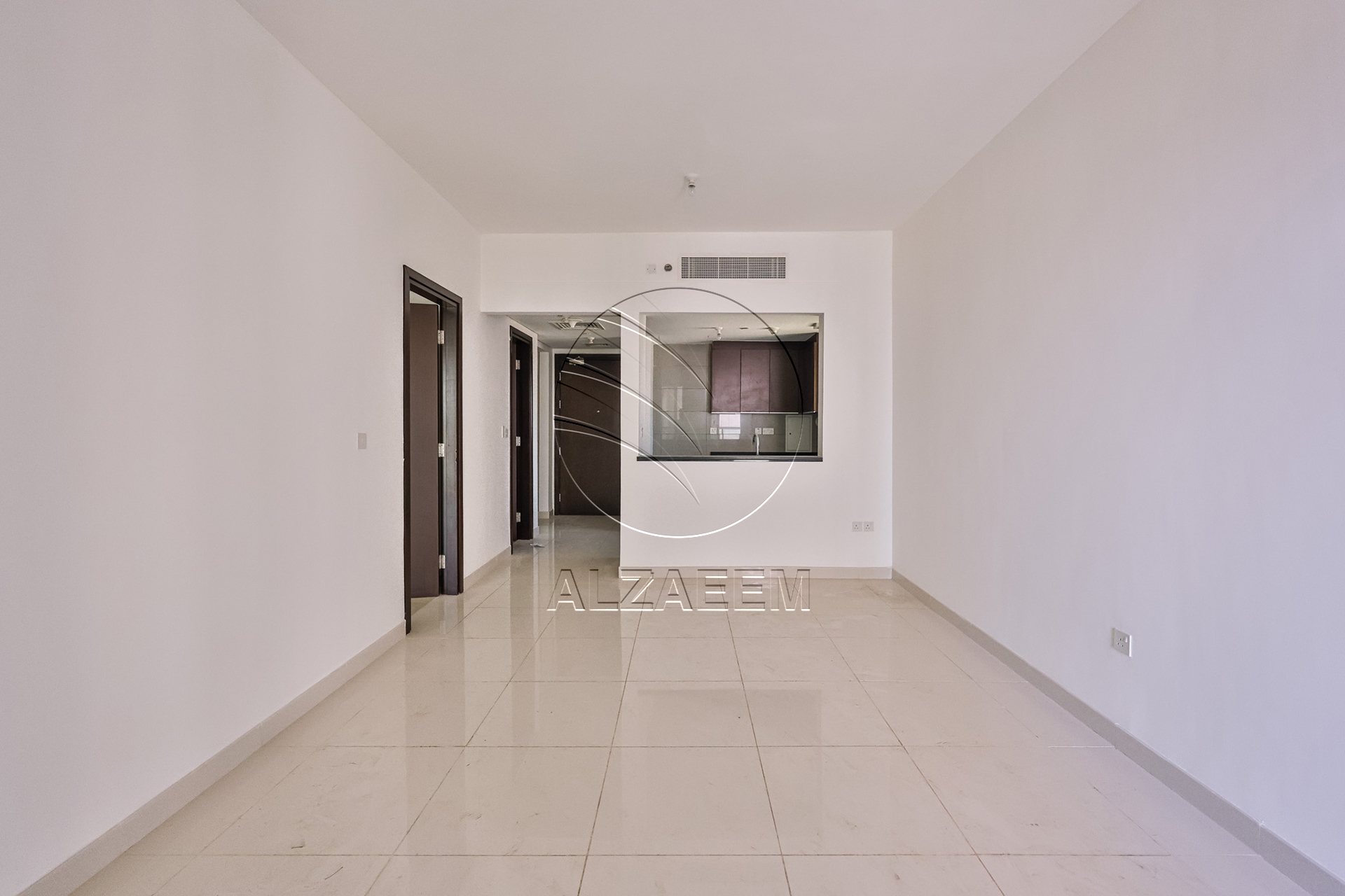 HIGH Level | BIG LAYOUT | Balcony | Open Kitchen