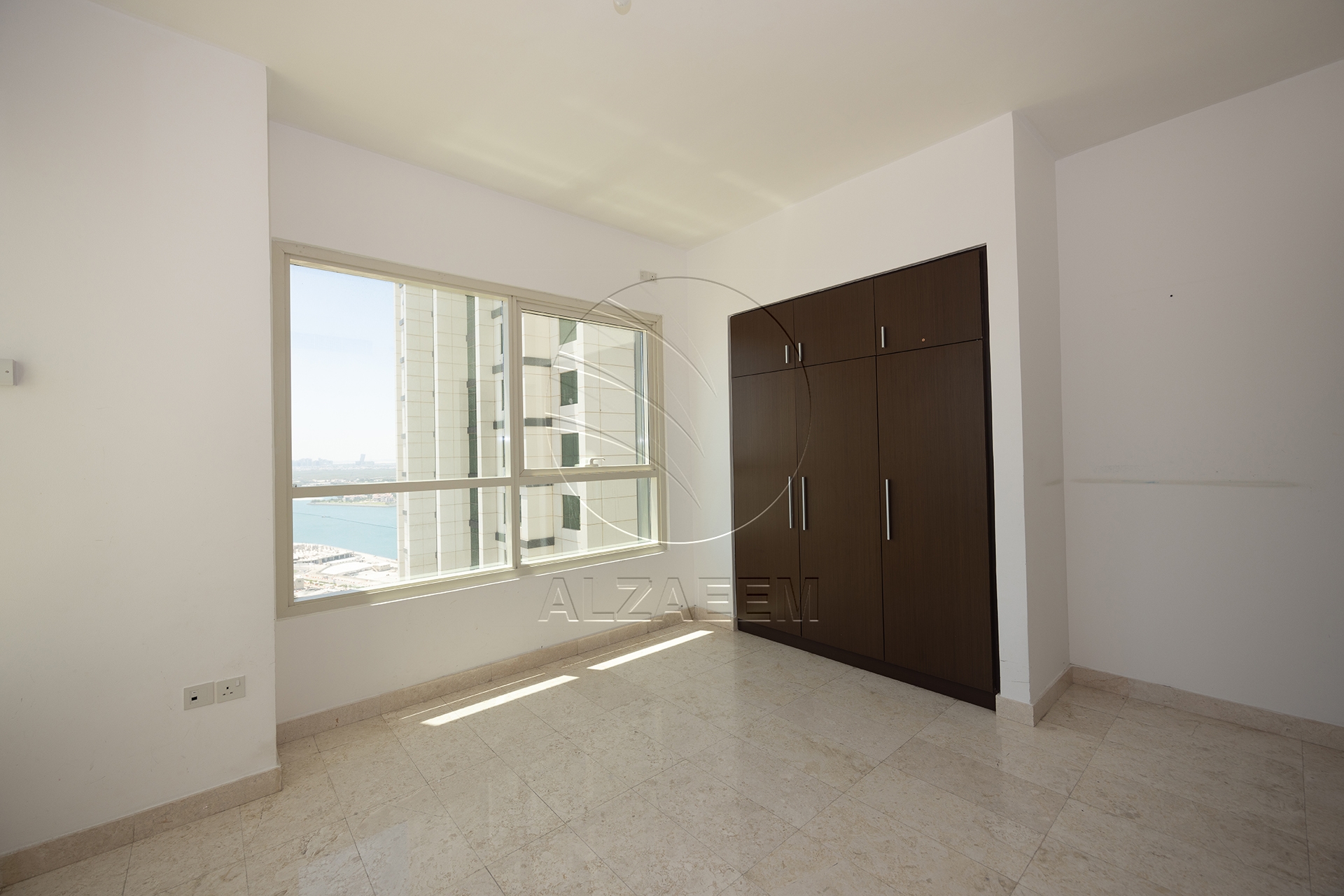 Vacant | High Level ! 3BR + Maid | Sea View