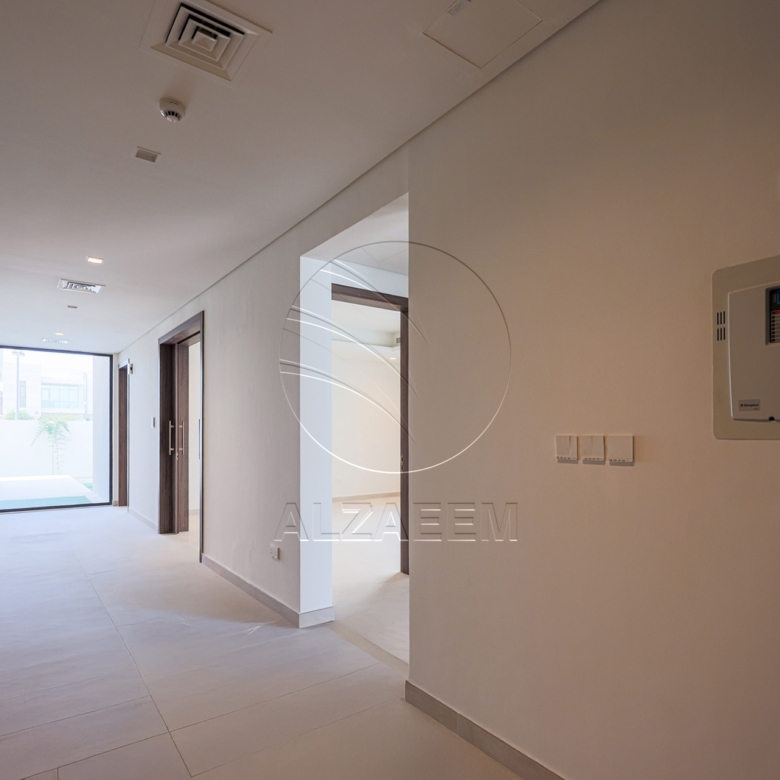 HOT! Corner Villa | Prestigious Gated Community