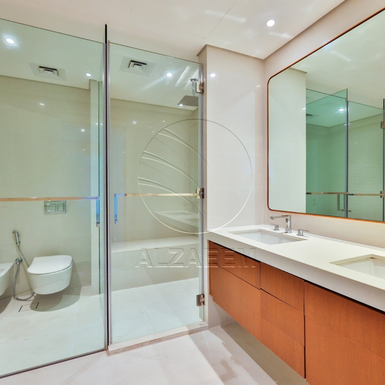 Sea View 2BR+M | VACANT | Luxury Living