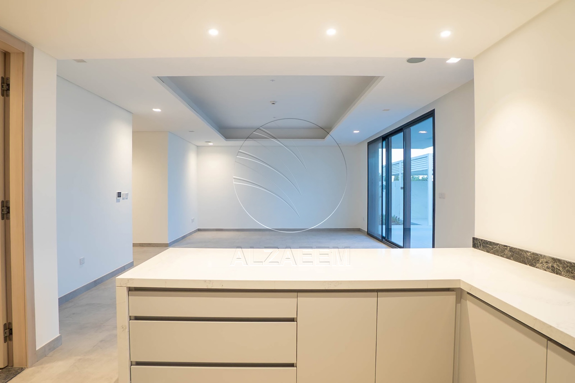 High Quality Upgraded Villa | Single Row | VACANT