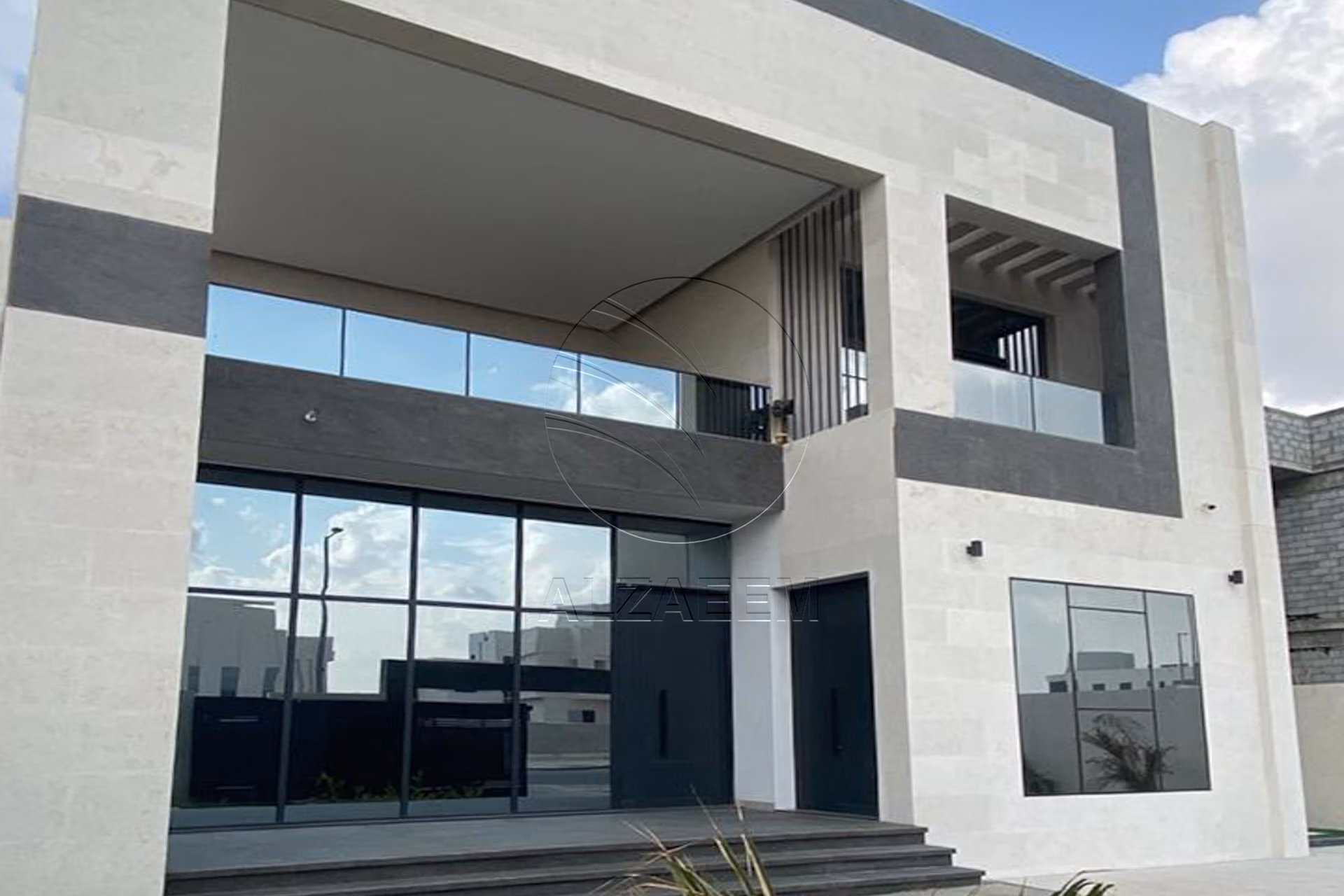√ Landscaped Area | 6 Masters | Modern Finishing √