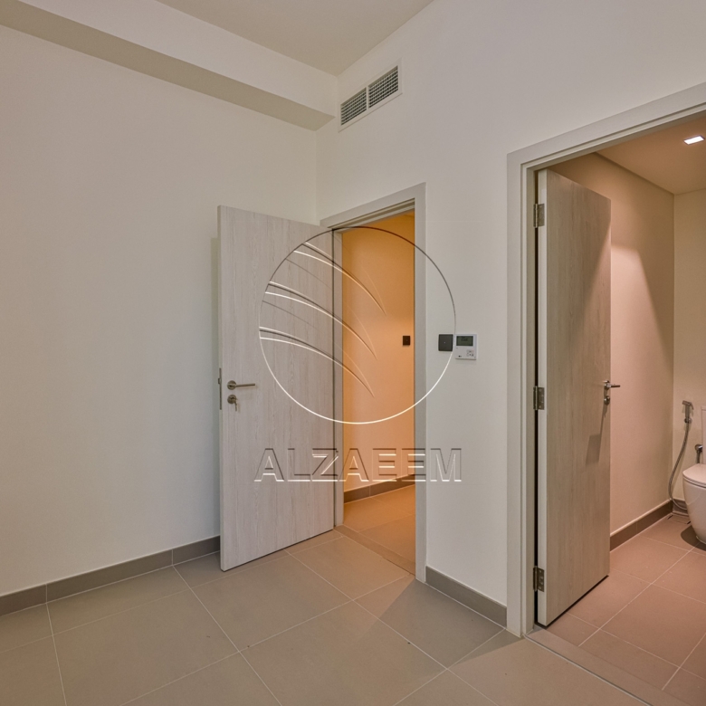 Single Row CORNER | Premium and High End Location
