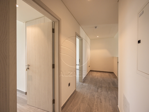 Exclusive+Hot! Single Row TH Near Community Center