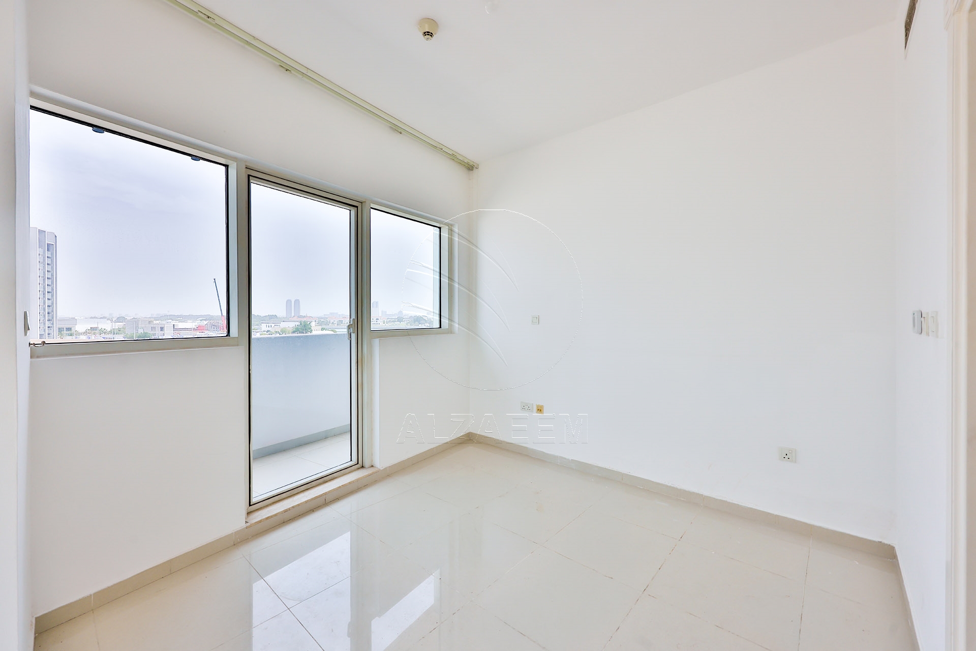 VACANT and Exclusive | Sea View | Big Balcony