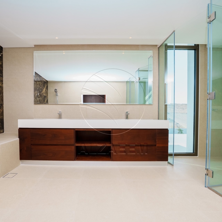 √Seafront VIP Villa | Single Row Corner Big Plot√