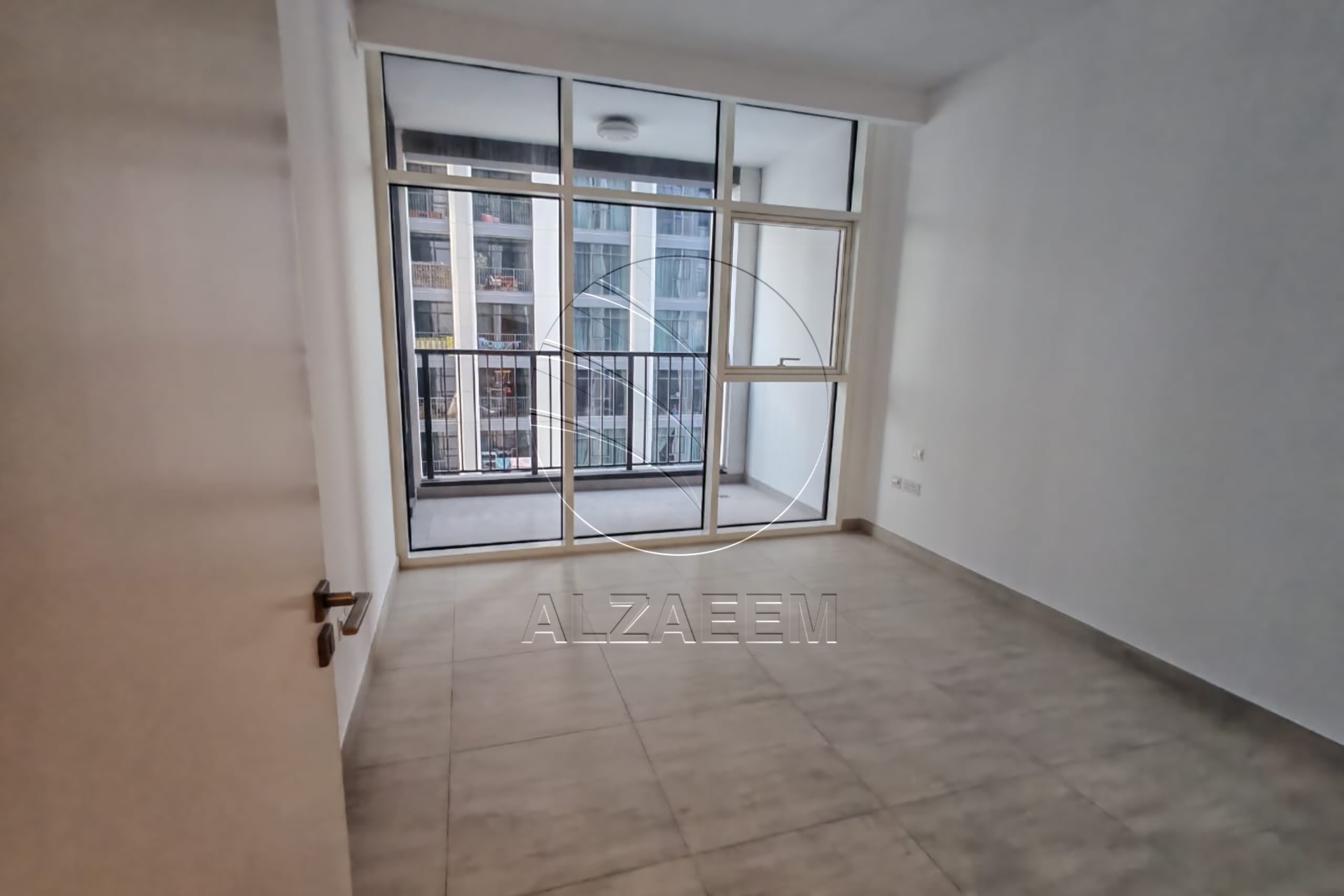 High Floor | Up to 4 Payments | Prime Location