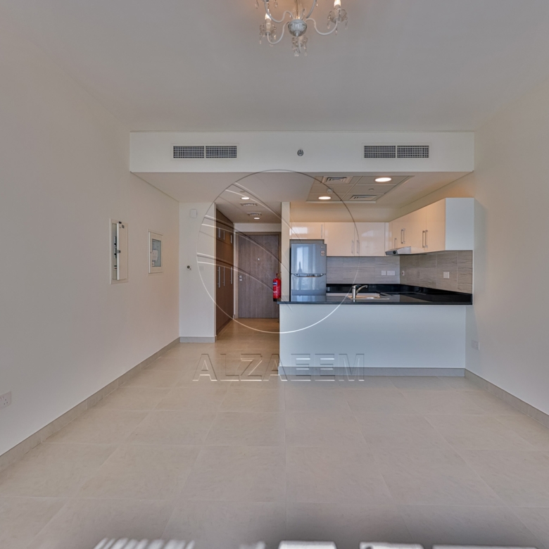 High Level + Exclusive! White Goods+ Nice Views