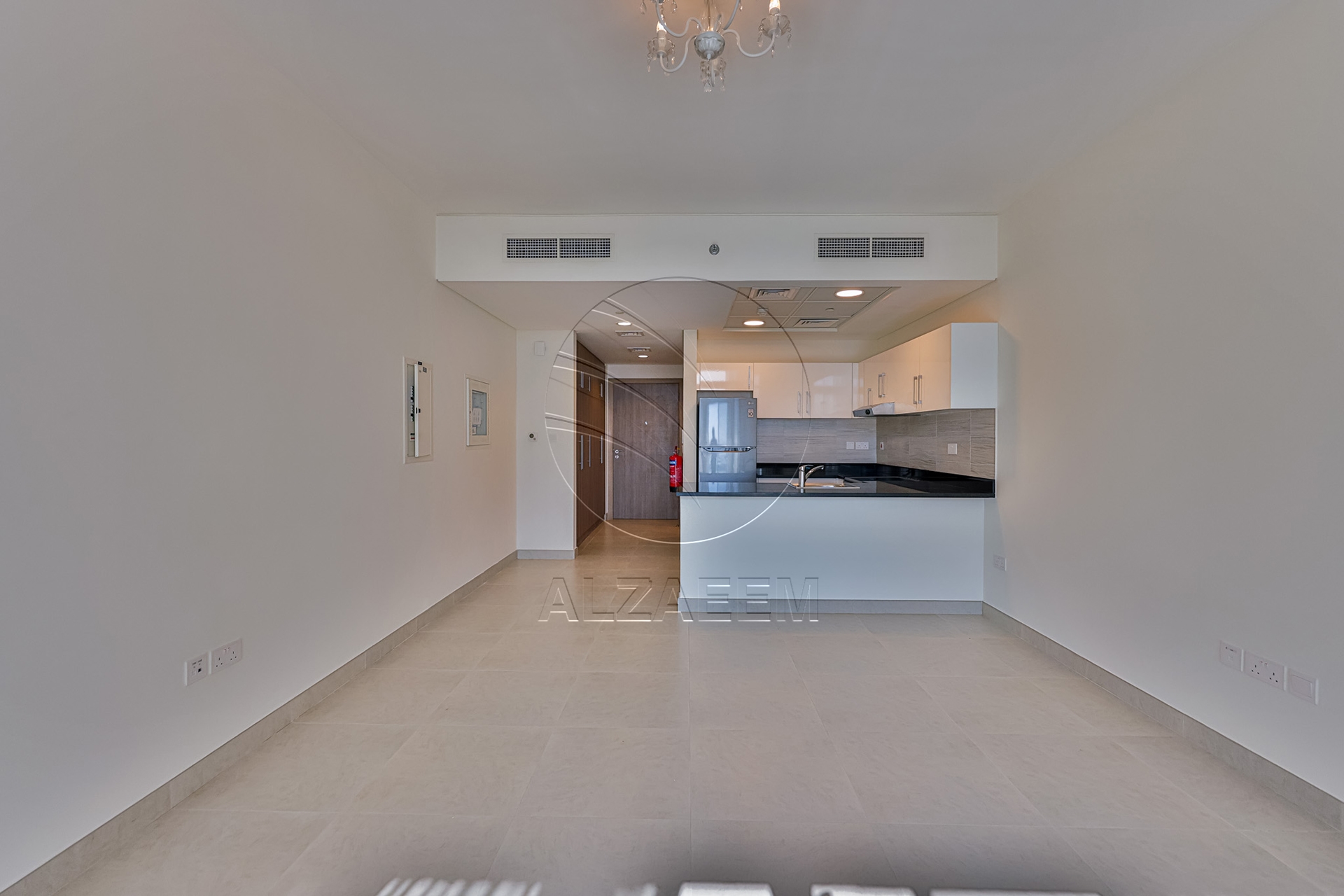 High Level + Exclusive! White Goods+ Nice Views