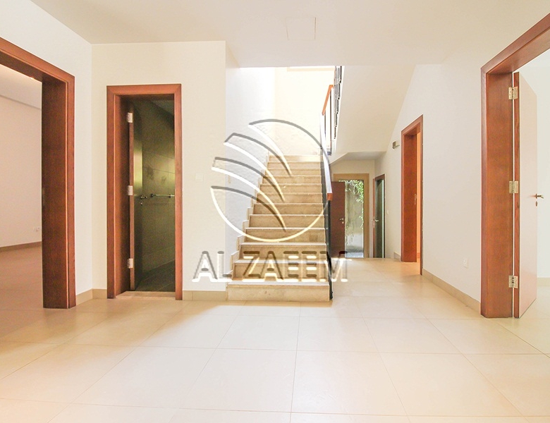 Single Row | 4BR Villa | Pool and Garden