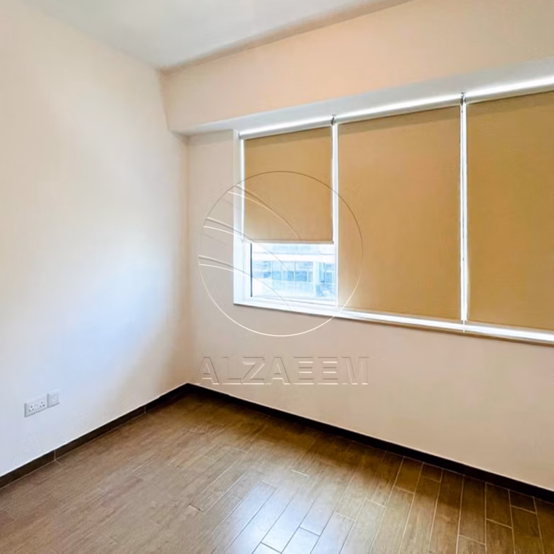 VACANT | High Floor | Partial Sea and Golf view