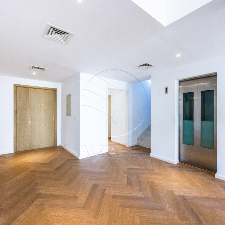 Kitchen Appliances | With Elevator and Gym + Pool