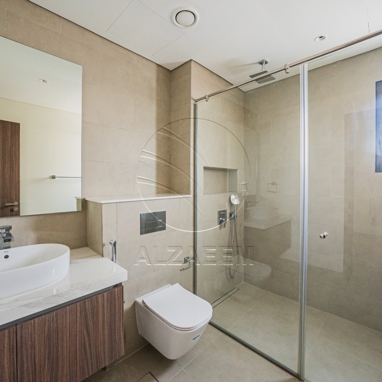 Single Row Villa | Huge Plot | Ready for Occupancy