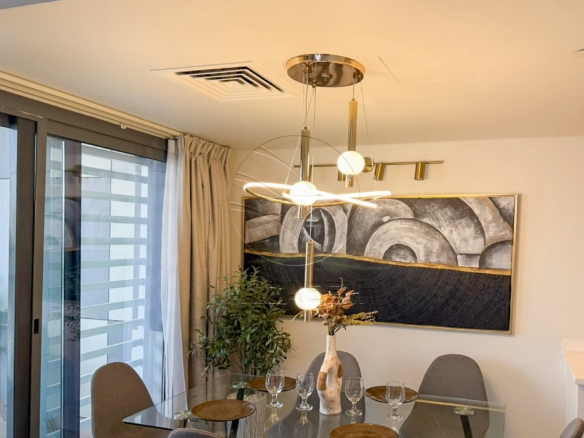 Fully Furnished | 3 Balconies | Corner | VACANT