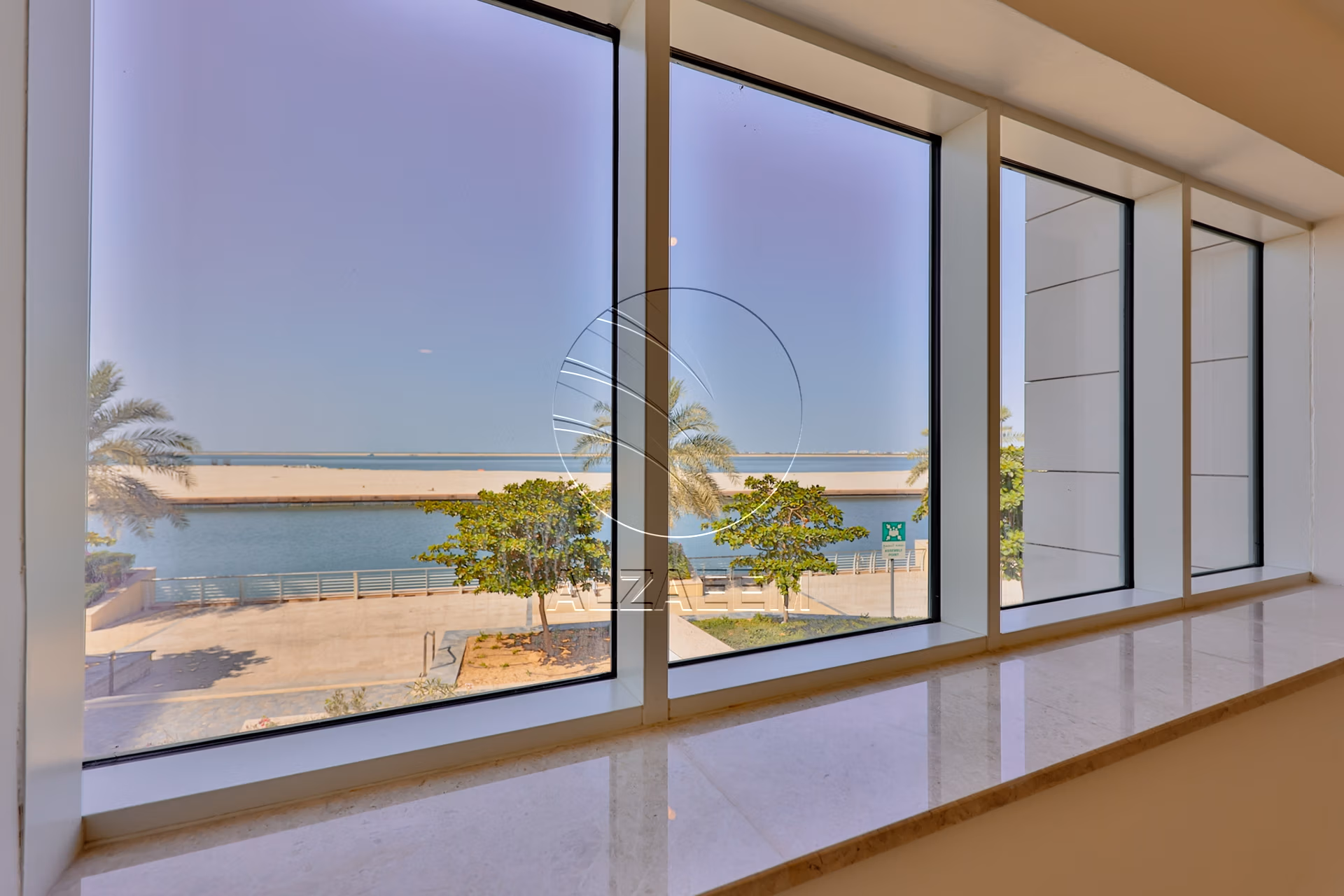 √ Luxurious Sea View Simplex Townhouse | VACANT √