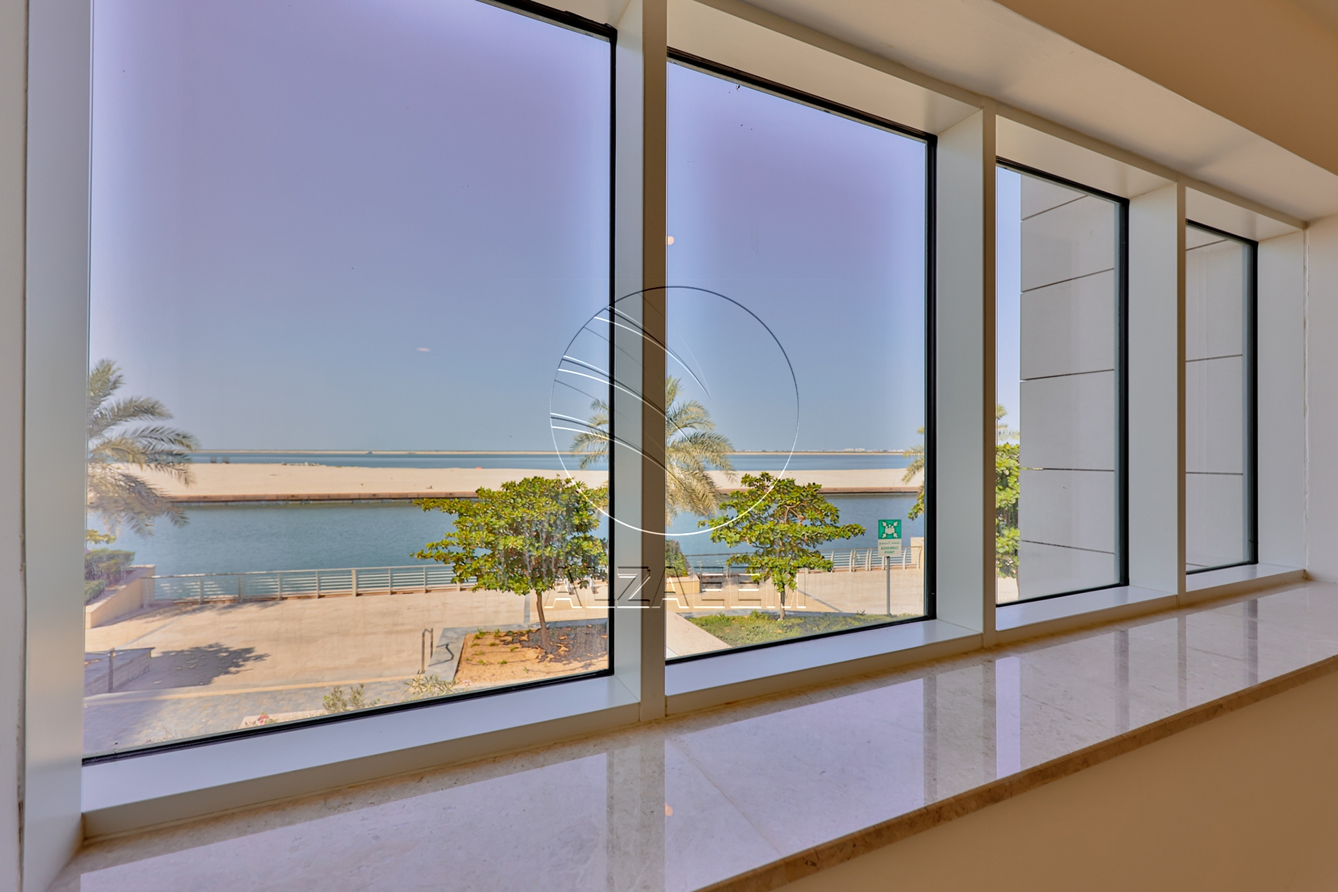 √ Luxurious Sea View Simplex Townhouse | VACANT √
