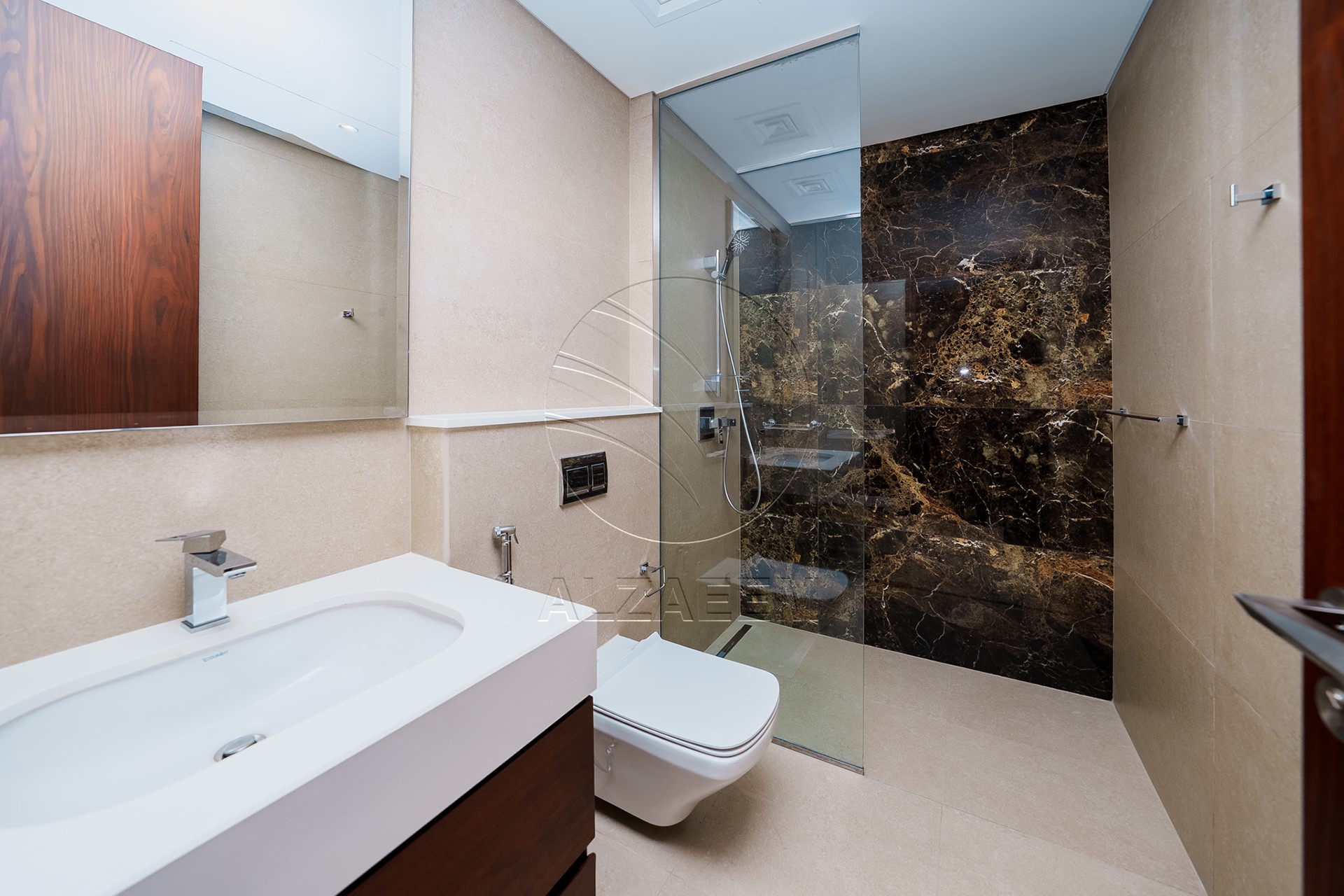 √Seafront VIP Villa | Single Row Corner Big Plot√