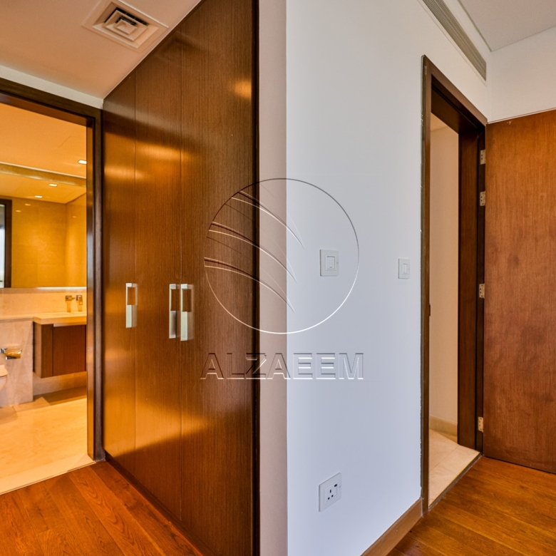Golf Course View Villa + 1047Sqm Landscaped Plot