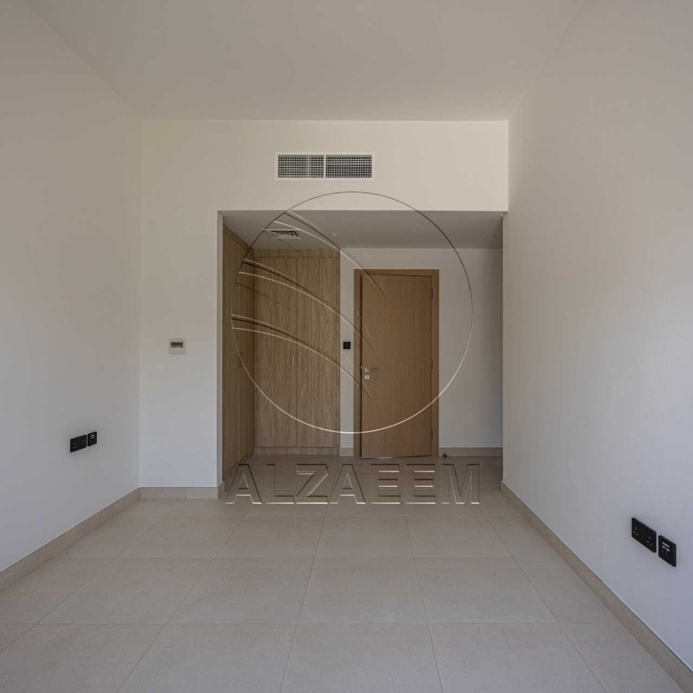 EXCLUSIVE! Spacious 2BR+Maid | Single Row Mid