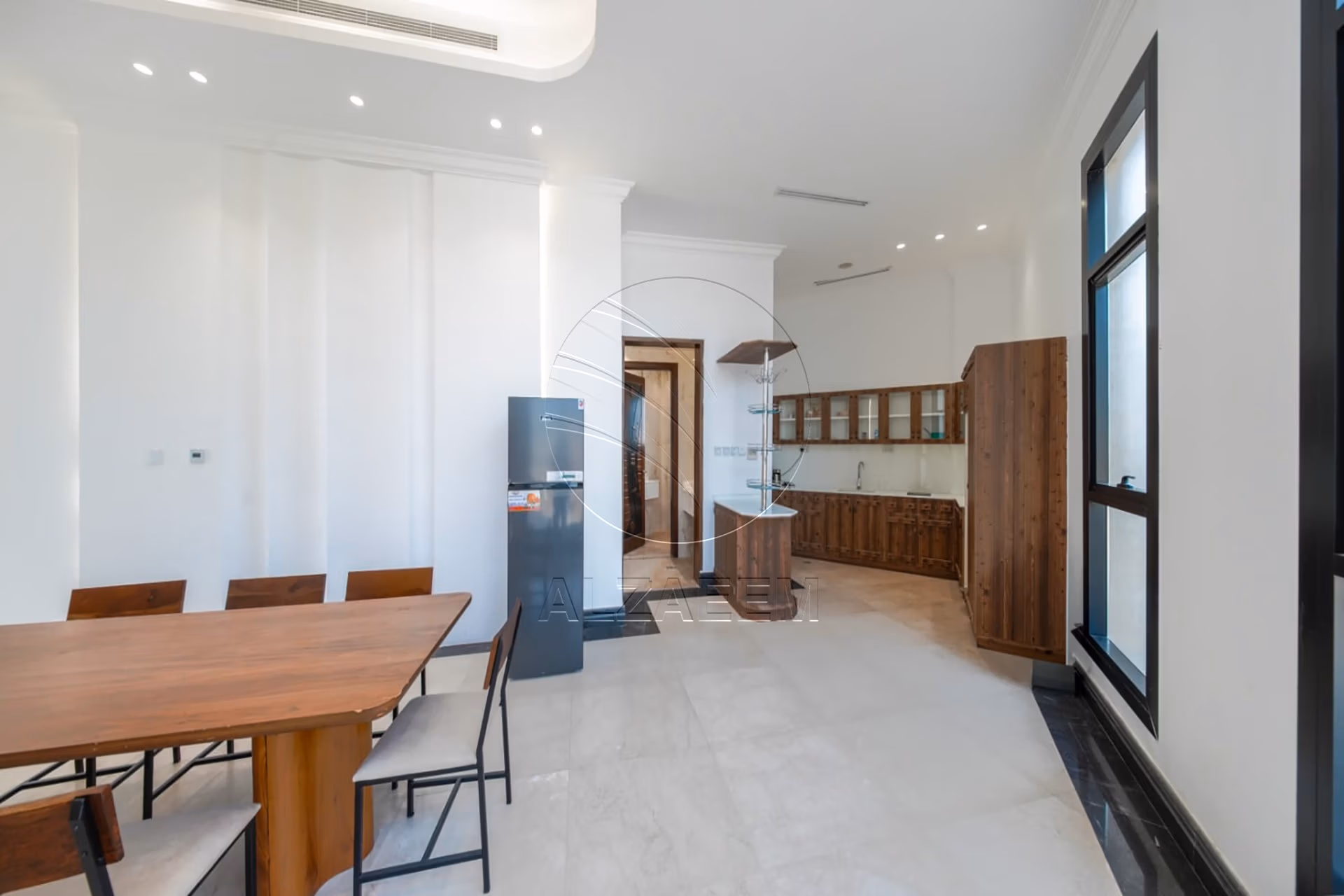√Luxuriously Furnished |Private Pool and 2 Majlis√