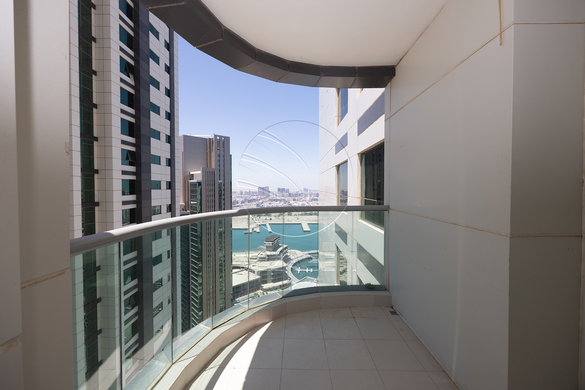 Vacant | High Level ! 3BR + Maid | Sea View