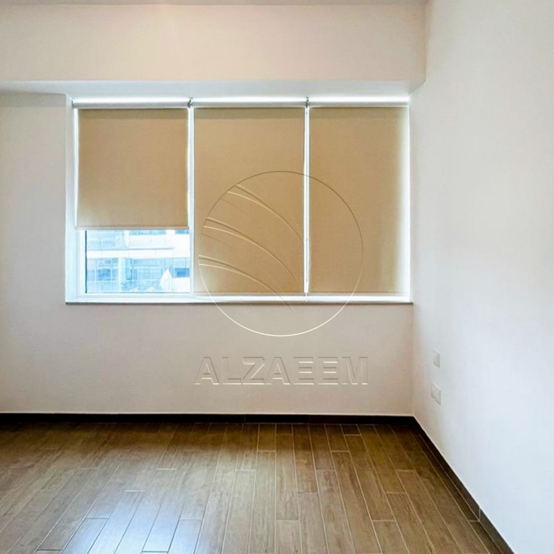VACANT | High Floor | Partial Sea and Golf view