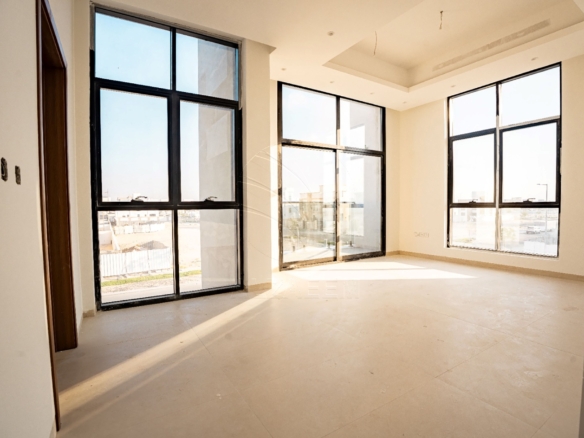 √Single Row l Landscaped l 2Y Maintenance free√