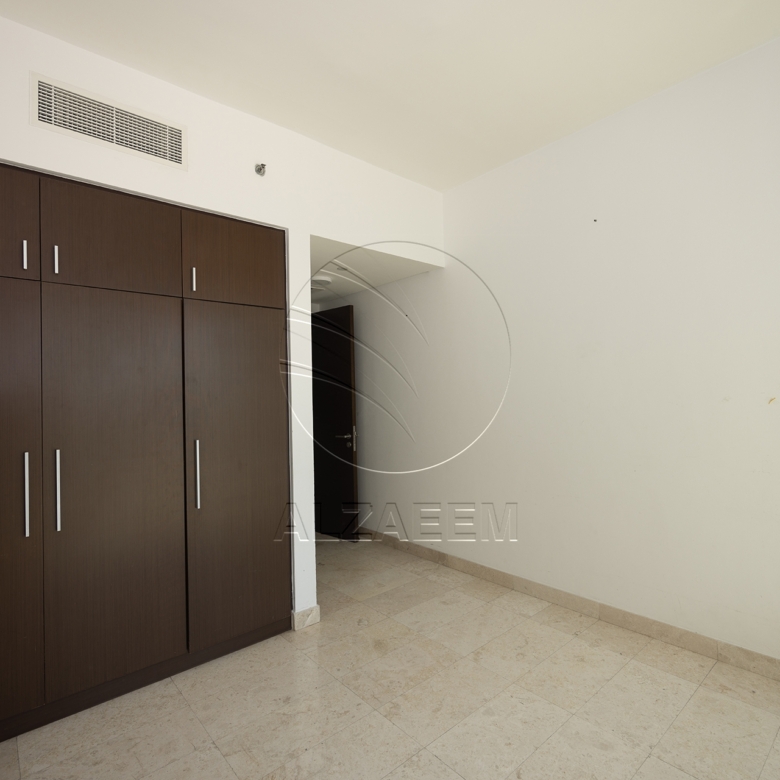 Vacant | High Level ! 3BR + Maid | Sea View