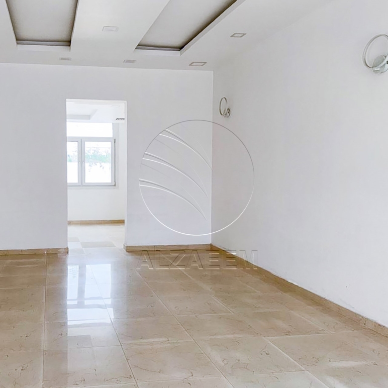 √Classic Stand Alone Villa | Near Al Ghadeer Park√