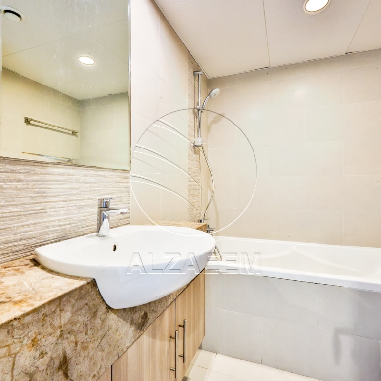 HOT DEAL! Corner Unit – Partial Sea View | Parking