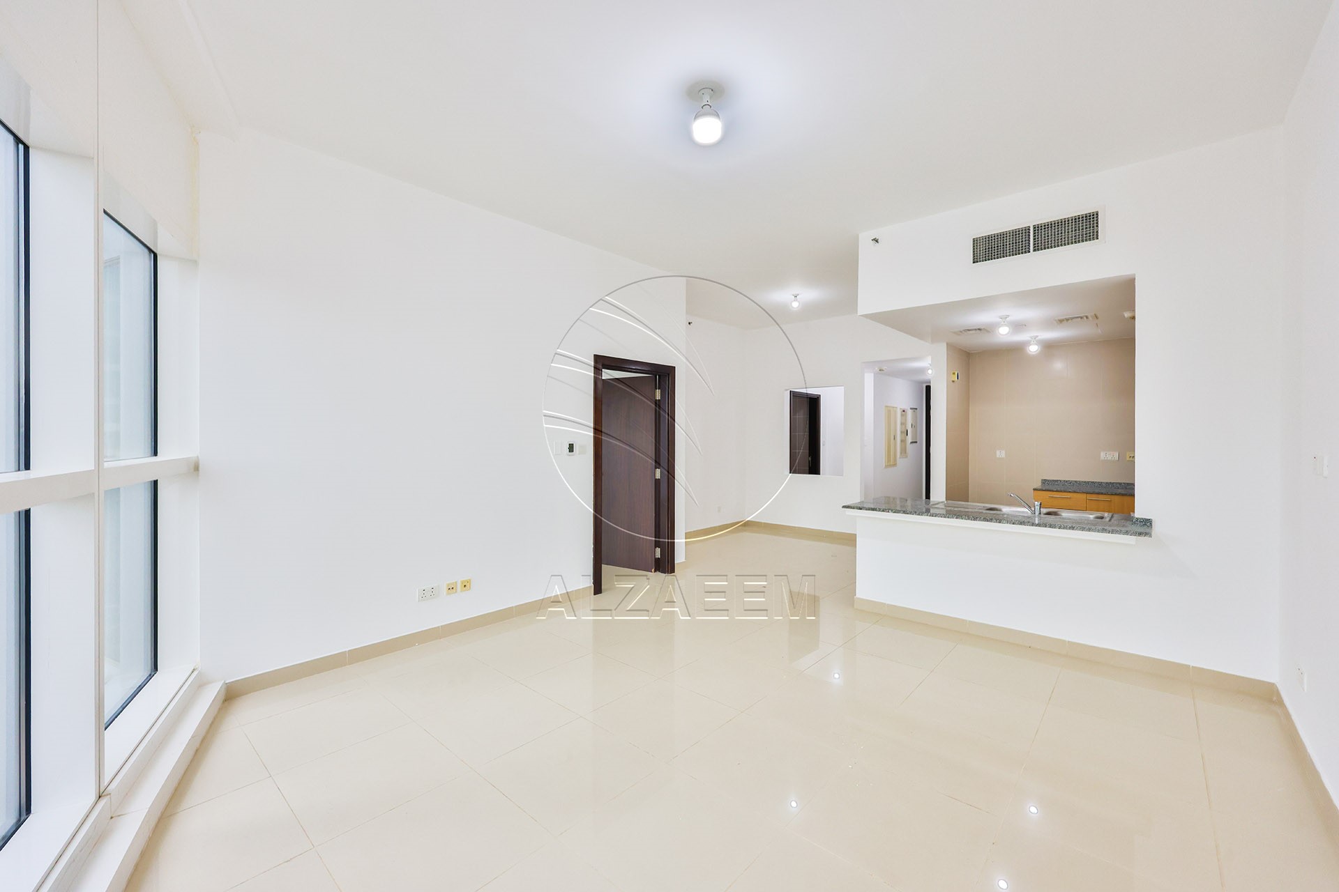 VACANT | 2 Payments | Urban View