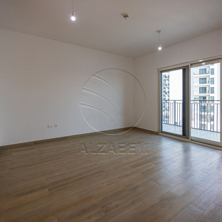 Partial Canal View | High Floor | VACANT
