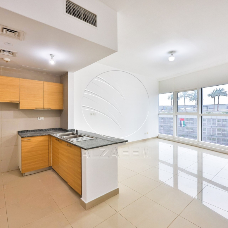 VACANT | 2 Payments | Urban View