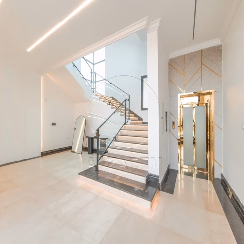 √Luxuriously Furnished |Private Pool and 2 Majlis√