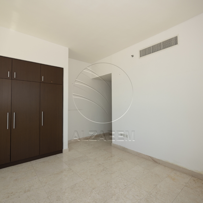 Vacant | High Level ! 3BR + Maid | Sea View